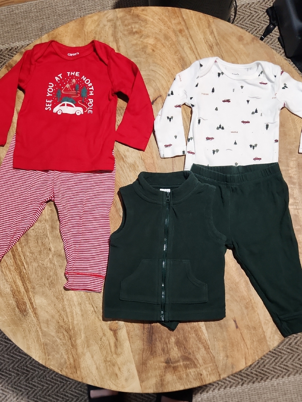 Bundle Of 6 Holiday Outfits